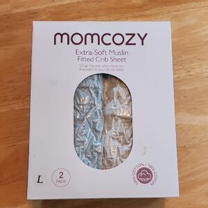 Momcozy Extra-Soft Muslin Fitted Crib Sheet - Blue and White